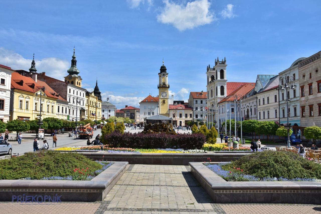 Chalupku - Luxurious Apartment 70M2 In Direct Centrum With Parking Included, Air-Conditioned, Balcony, Quiet Sleep, Best In Town Banská Bystrica Exterior foto